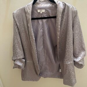 STYLISH BLAZER SIZE MEDIUM